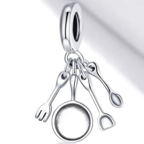'Comalito' Charm