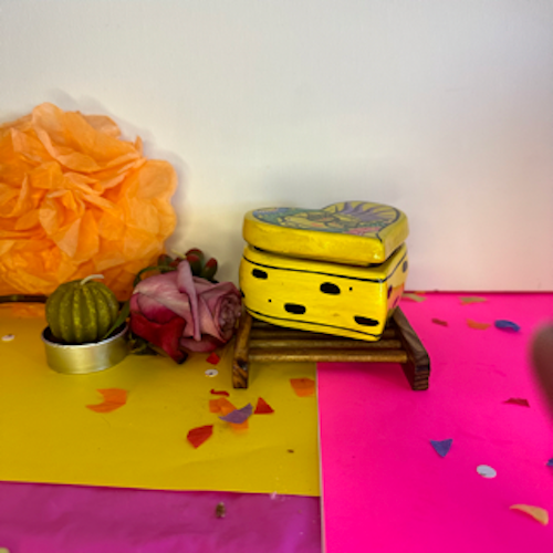 'Yellow Corazon' Scented Candle