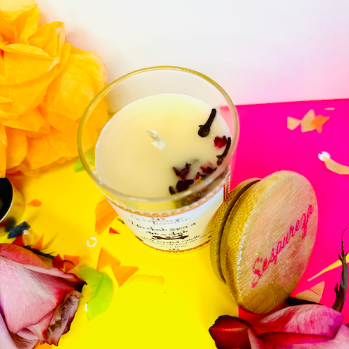 'Un Clavo Saca Otro Clavo' Scented Candle